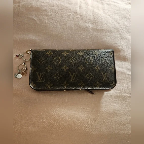 SOLD✨️Authentic✨️Louis Vuitton  Monogram Insolite Wallet - Picture 8 of 16